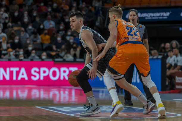 罗伊等人 罗伊等人